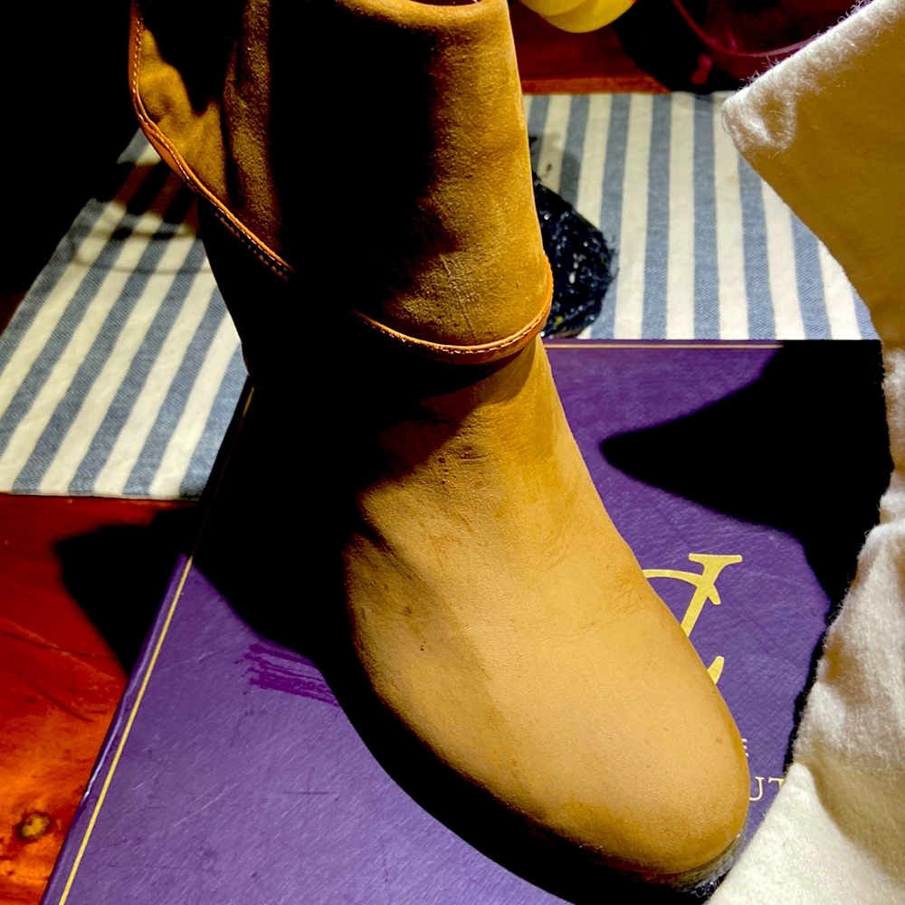 Vince Camuto short boots these were samples NIB